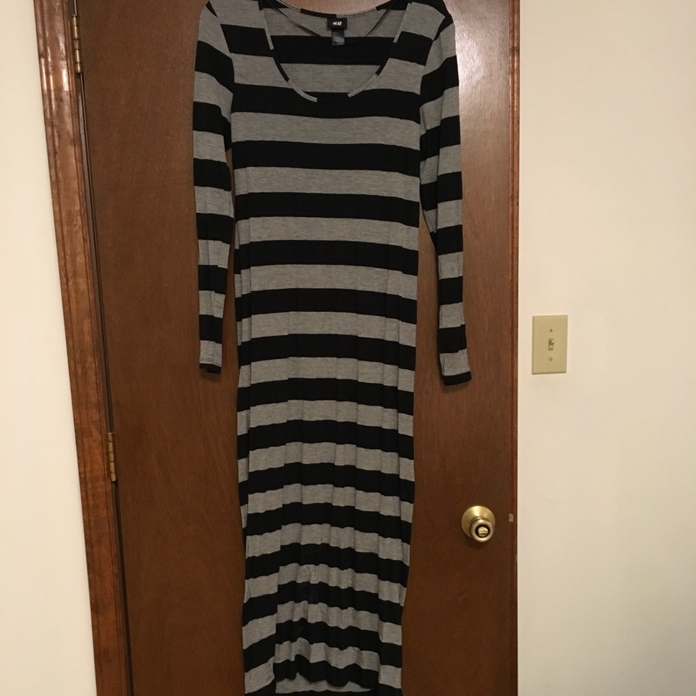 H&M Black and Gray Striped Maxi Dress size medium